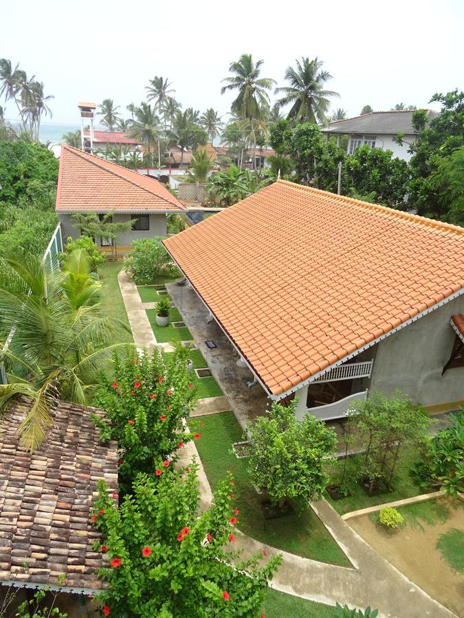 Thambili Cabanas Hikkaduwa Luaran gambar