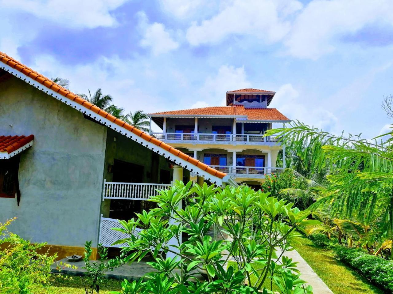 Thambili Cabanas Hikkaduwa Luaran gambar