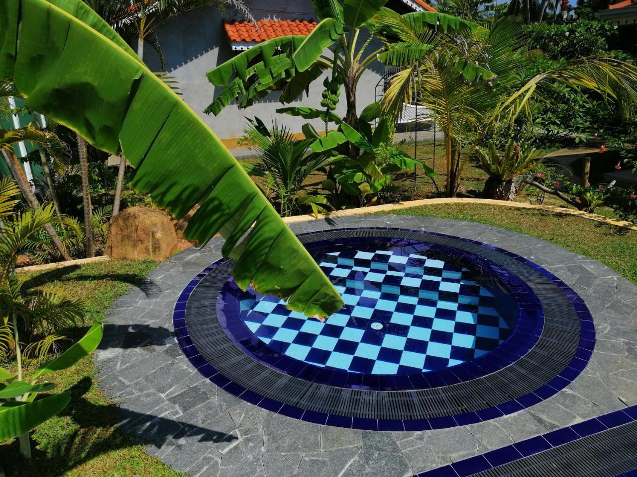 Thambili Cabanas Hikkaduwa Luaran gambar
